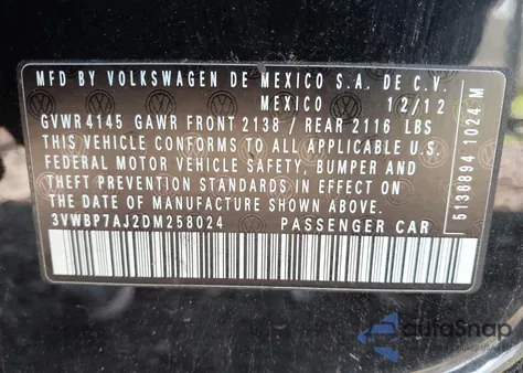 2013 Volkswagen Jetta 2.5L Se z USA, uszkodzony, nr VIN 3VWBP7AJ2DM258024